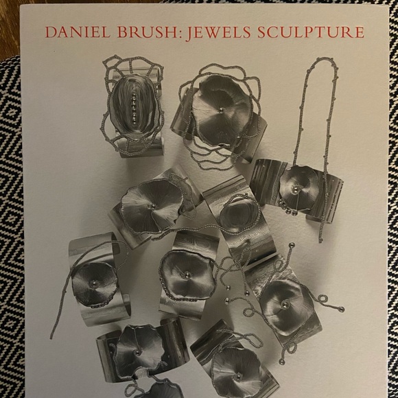 daniel brush jewels sculpture